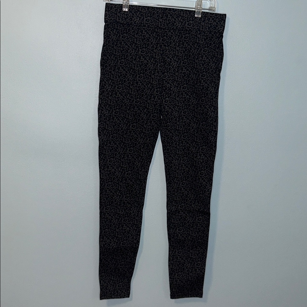 NWOT Loft Animal Print Cropped Leggings, Tall Length